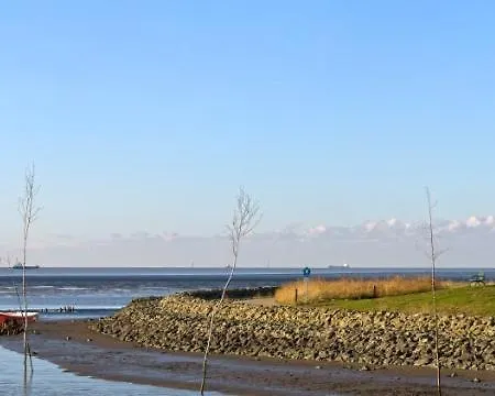 Ferienwohnung Biene Holiday home *
